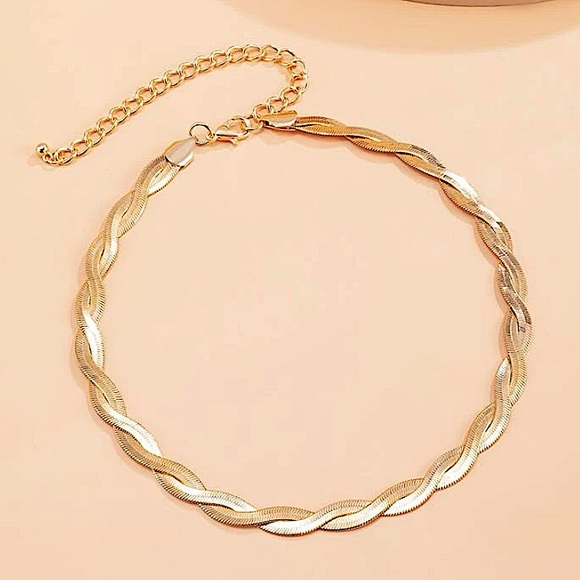 Twisted Gold Herringbone Flat Snake Choker Necklace - Picture 4 of 5